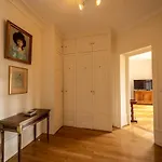 L'annexe Du Chateau