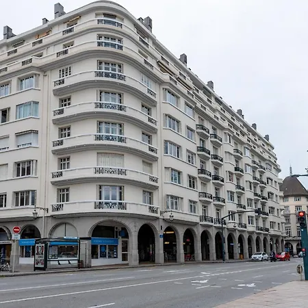 L'annexe Du Chateau